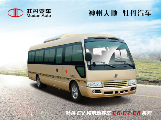 Chine Porte ouverte arrière type moteur scellé de caboteur de monospace de transporteur de 6 mètres de Mini Van With Yuchai fournisseur